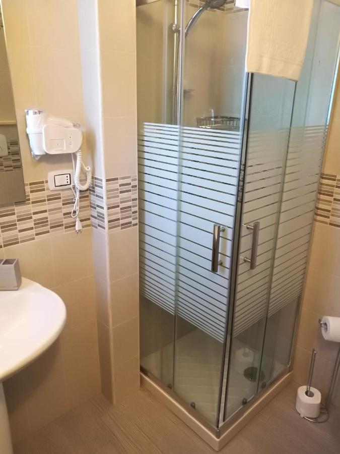 Settimo Sole Affitta Camere Taranto Exterior foto