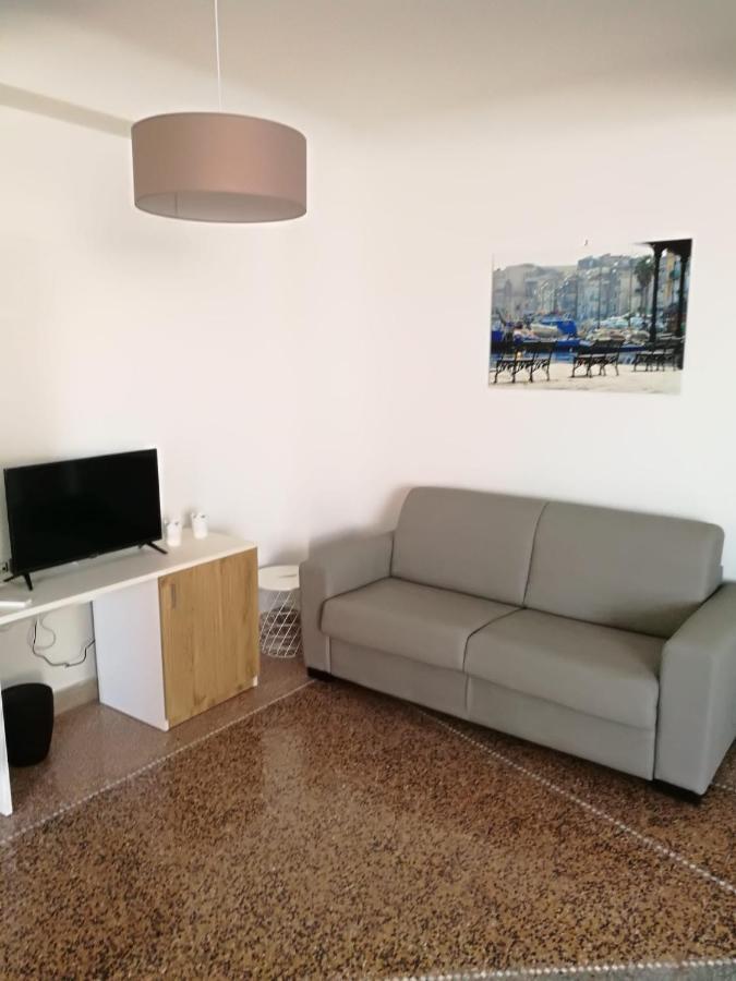 Settimo Sole Affitta Camere Taranto Exterior foto